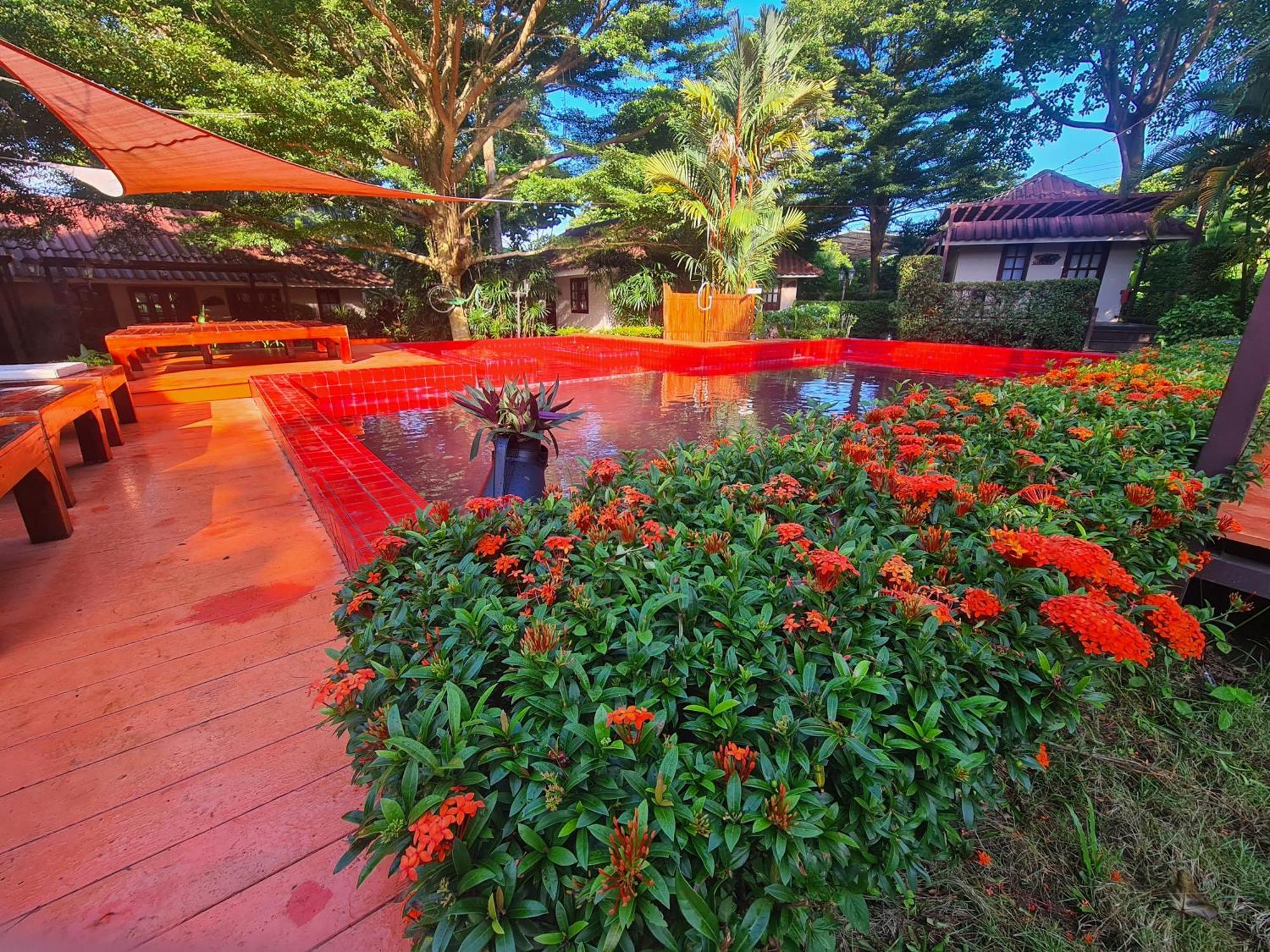 Отель Red Moon Hideaway Ко Чанг Экстерьер фото