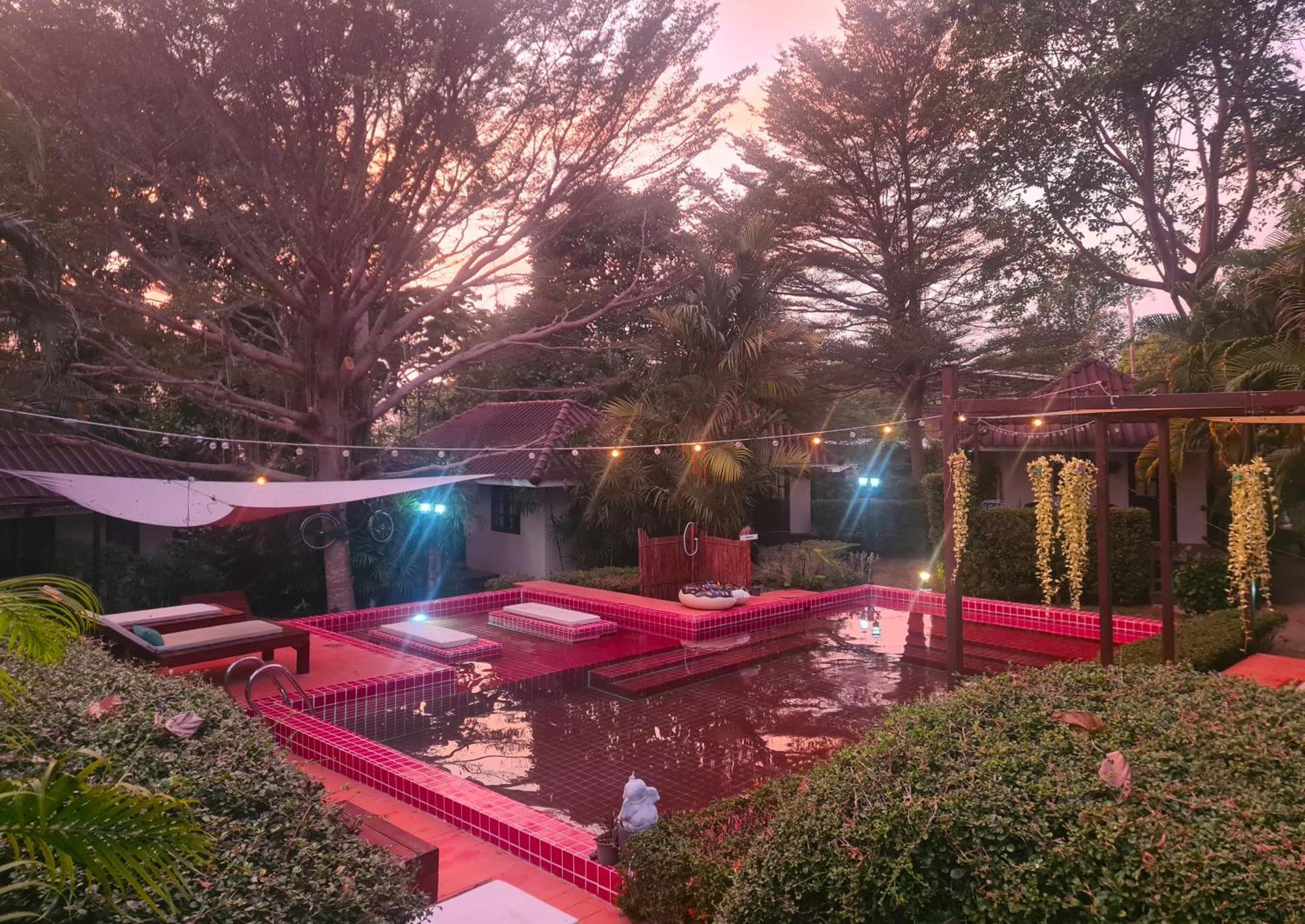 Отель Red Moon Hideaway Ко Чанг Экстерьер фото